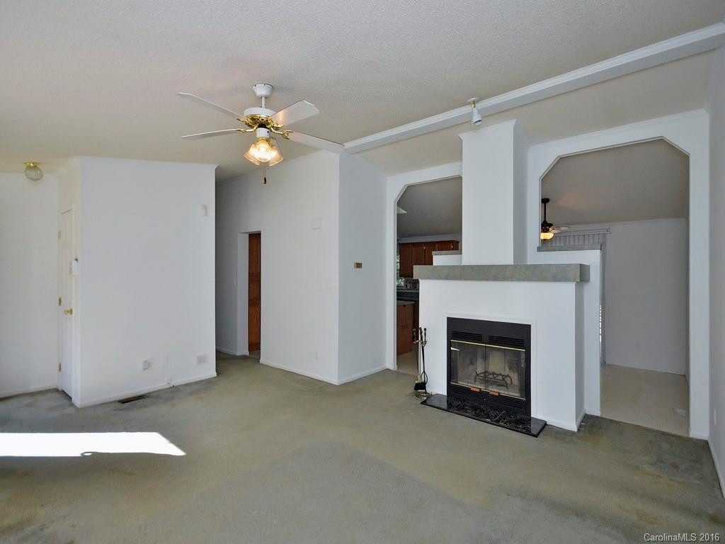76 Carwood Drive - Photo 2