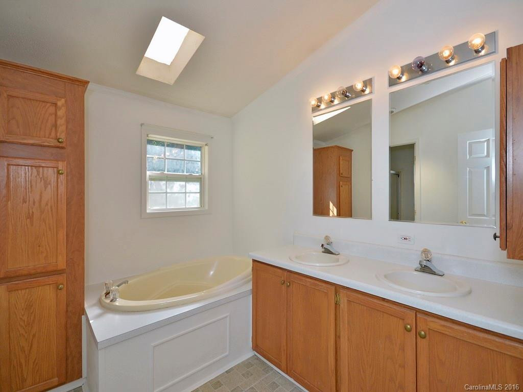 76 Carwood Drive - Photo 8