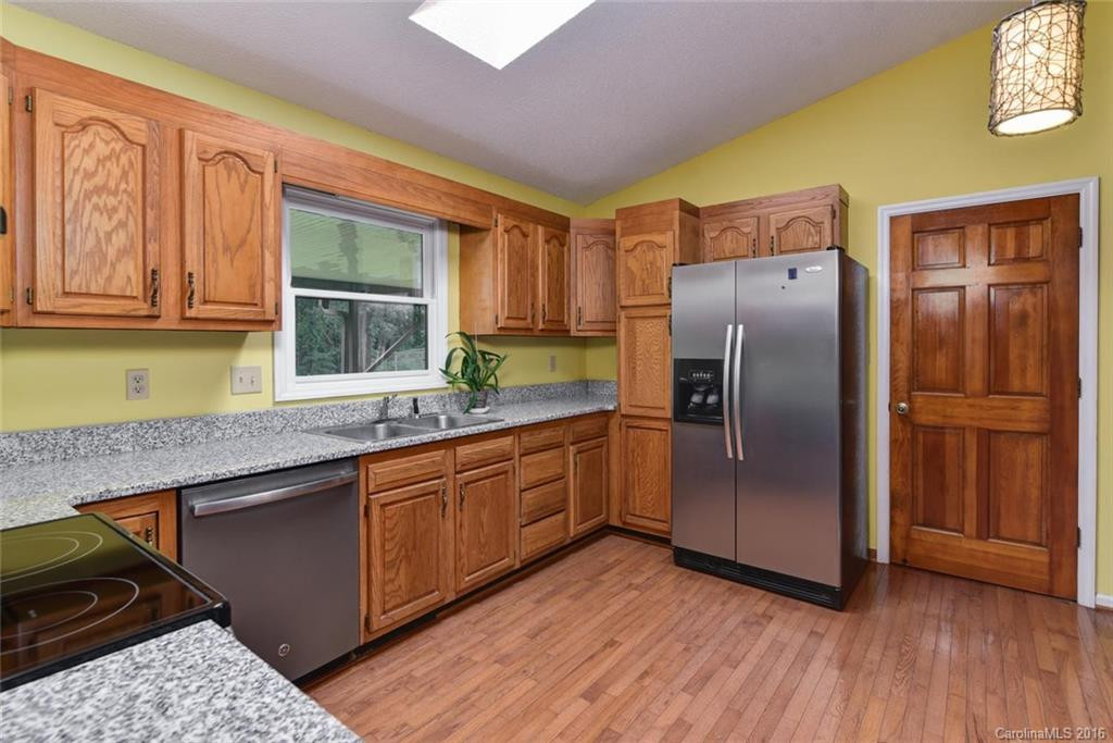 20 Country Lane - Photo 4