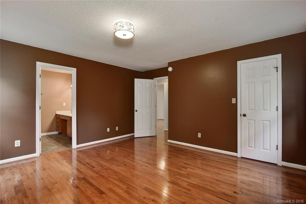 20 Country Lane - Photo 5