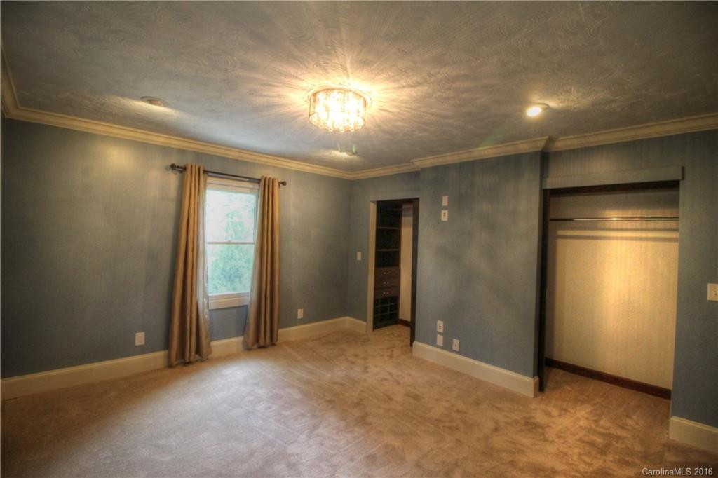 5 Woodcrest Road #13 - Photo 13