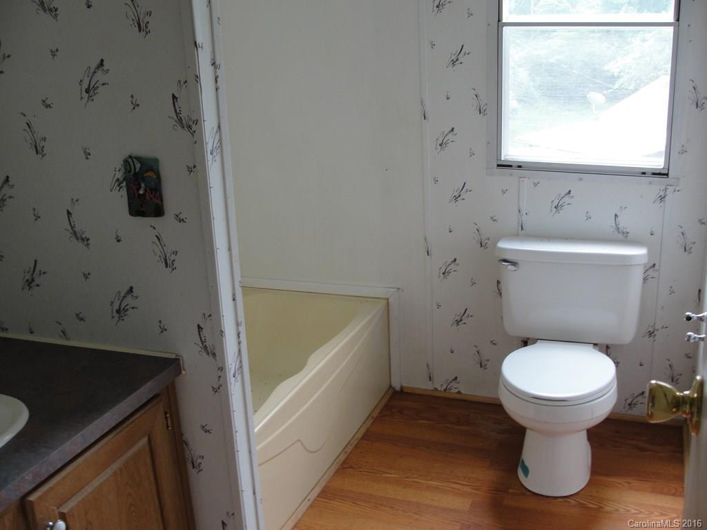 1008 Jenkins Valley Road - Photo 7