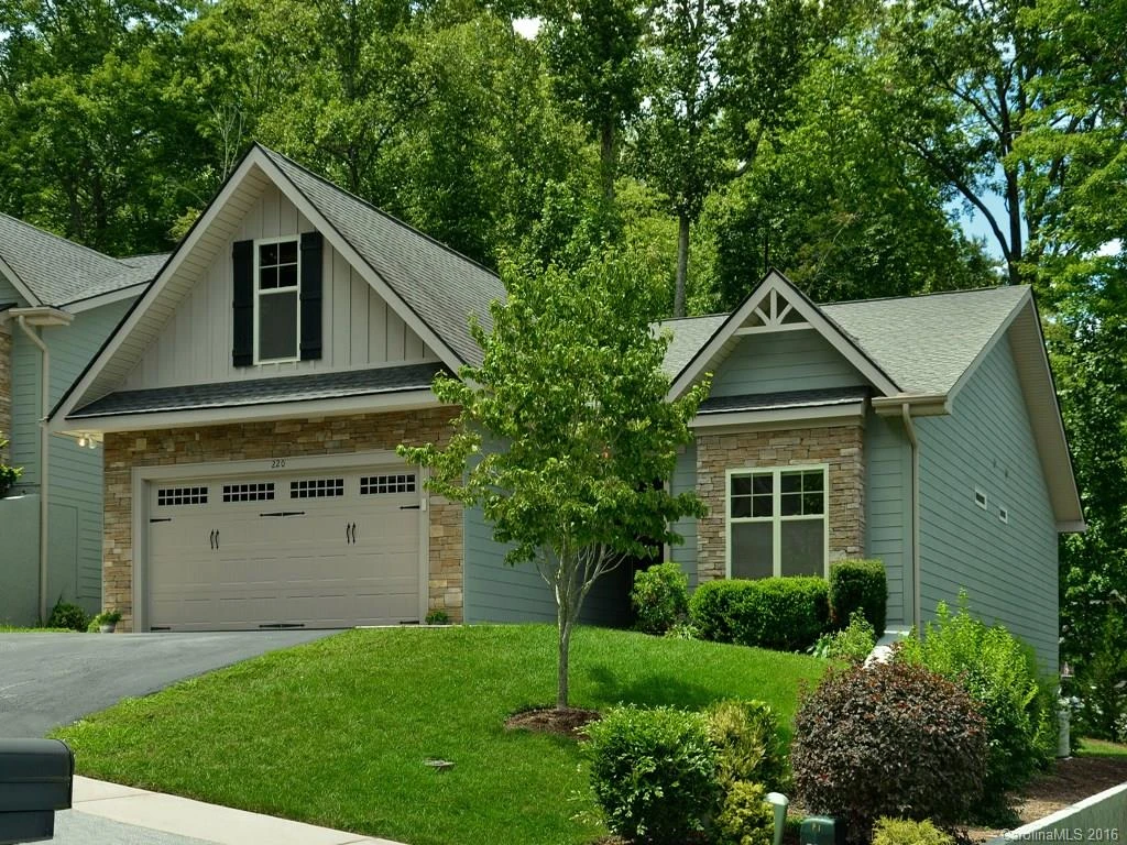 220 Waterside Drive #17
