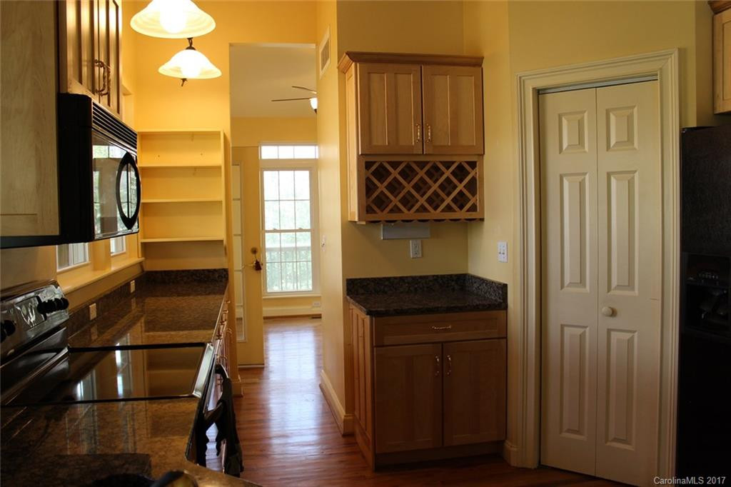 258 Aberdeen Lane - Photo 8