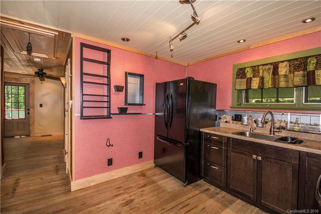 760 Cabin Flats Road - Photo 8