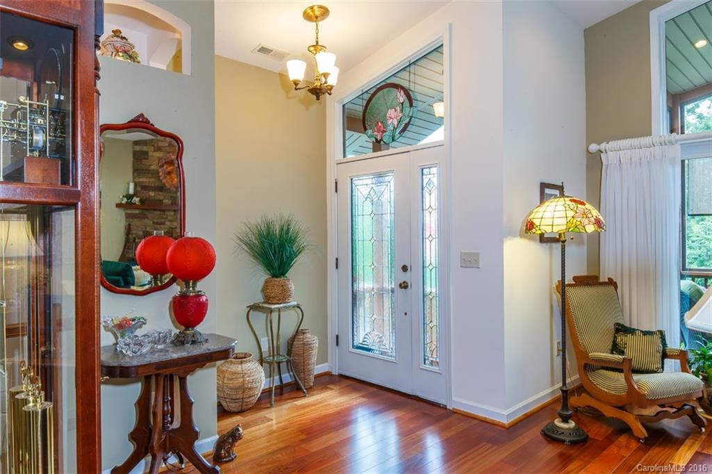 572 Qualla Circle #L56/U68 - Photo 2