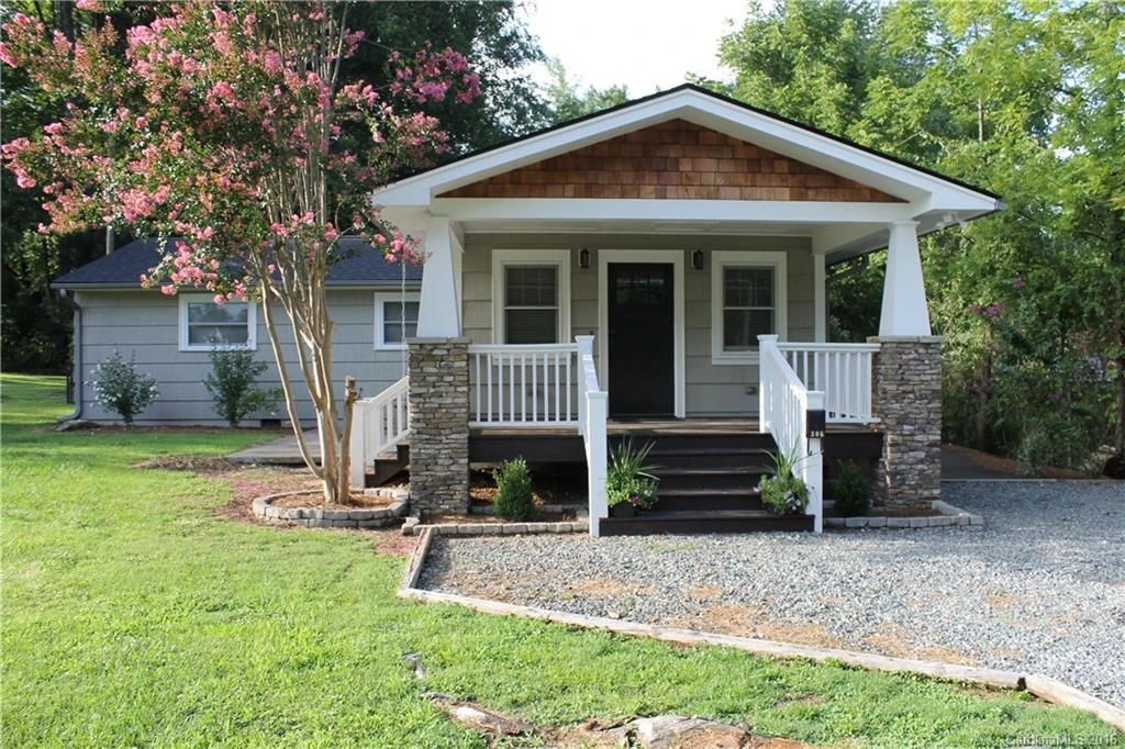 306 Turnpike Road