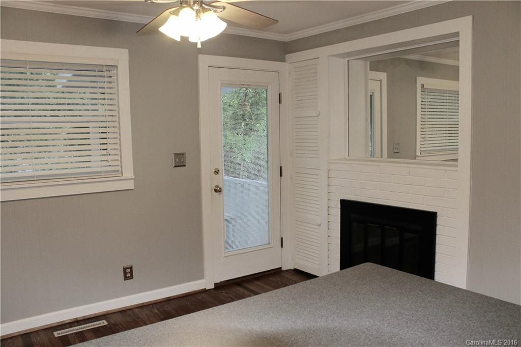 306 Turnpike Road - Photo 11