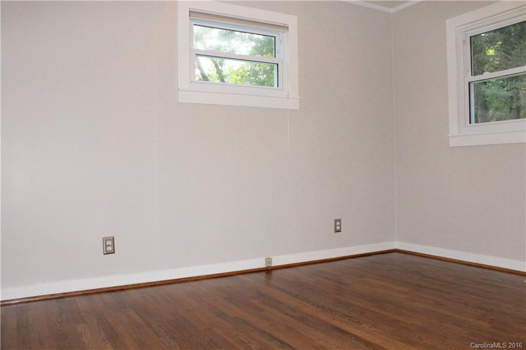 306 Turnpike Road - Photo 12