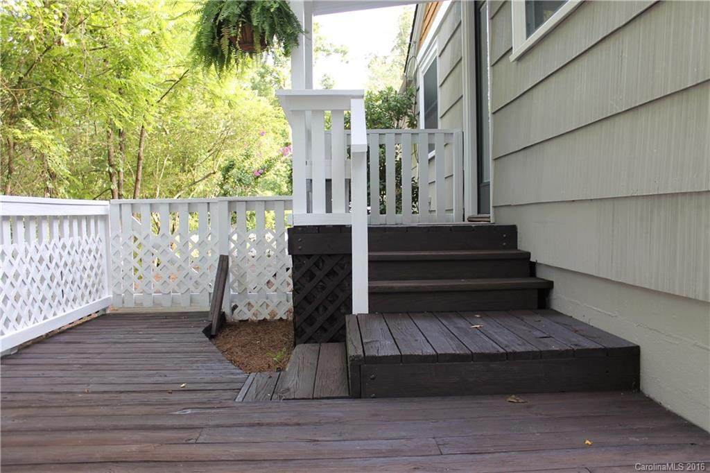 306 Turnpike Road - Photo 7