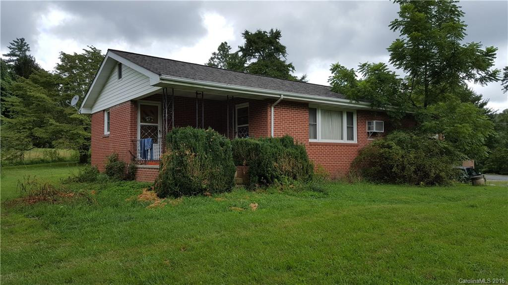 271 King Circle - Photo 2