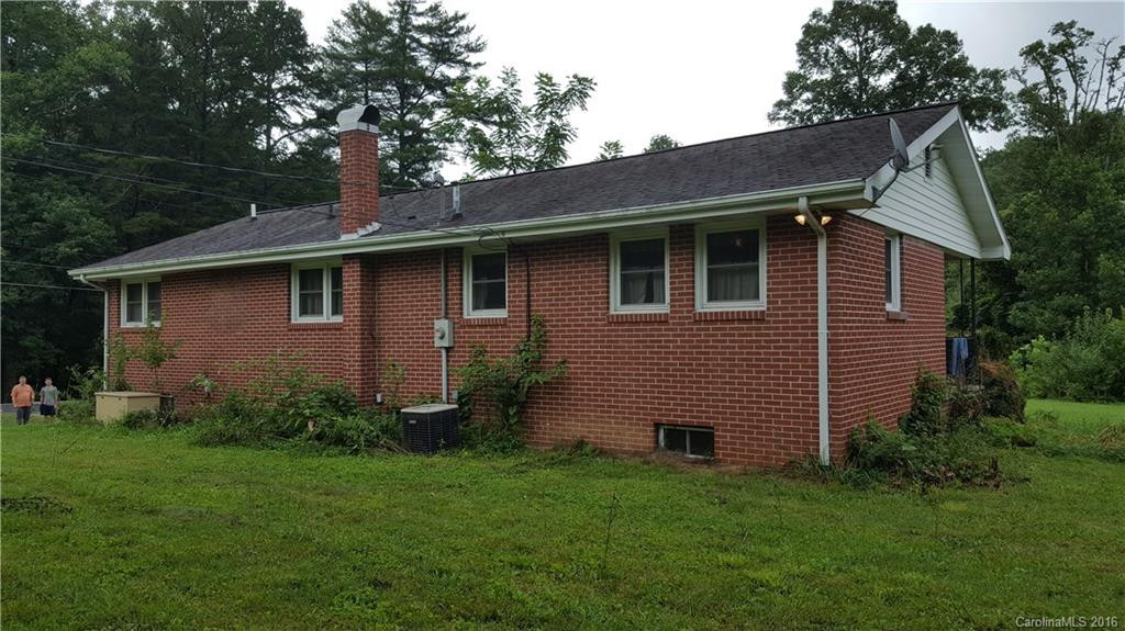 271 King Circle - Photo 4