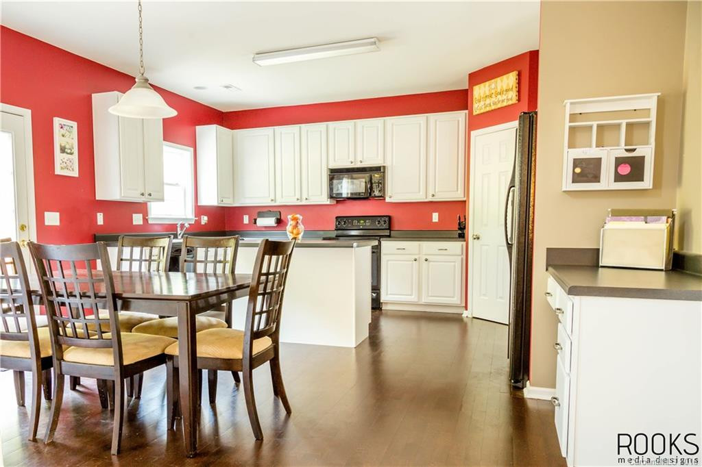 151 Wildbriar Road - Photo 3