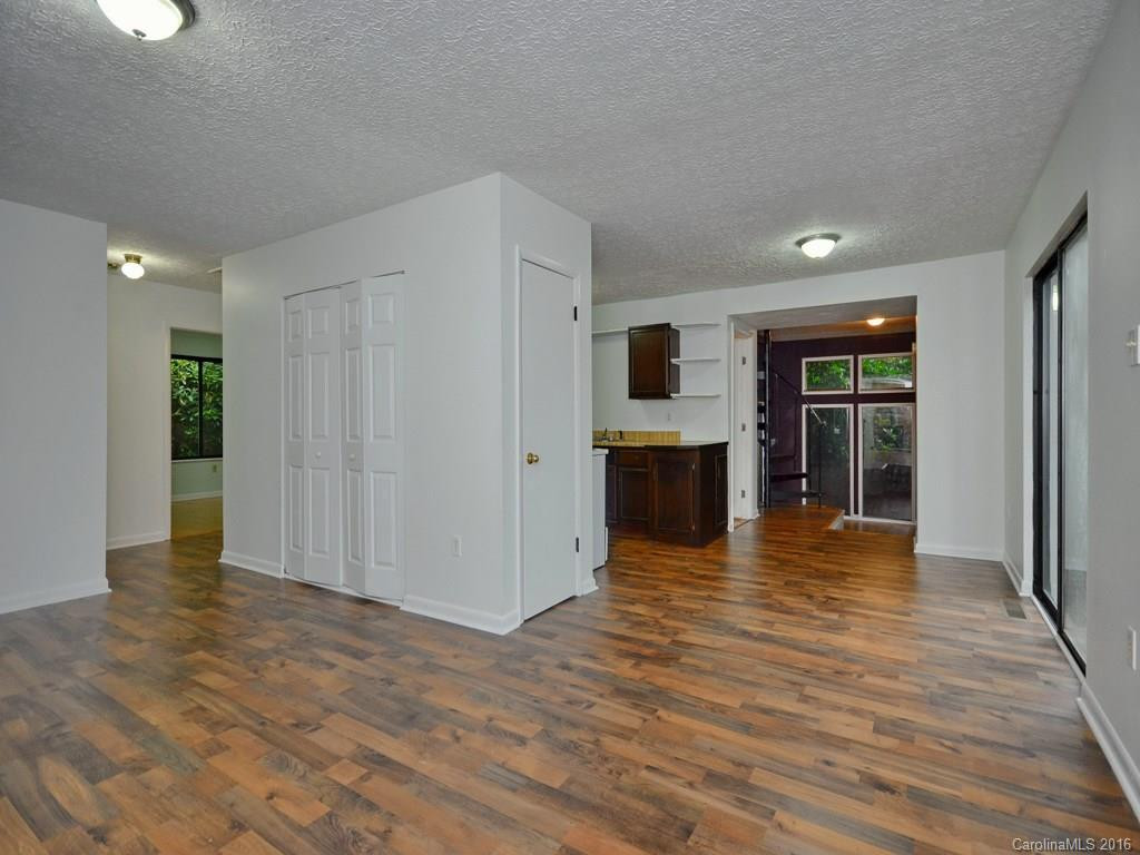 250 Tessie Lane - Photo 3