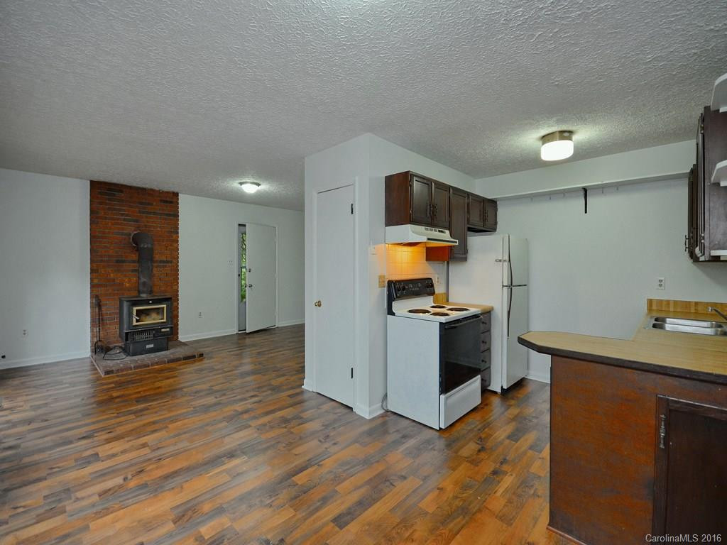 250 Tessie Lane - Photo 7