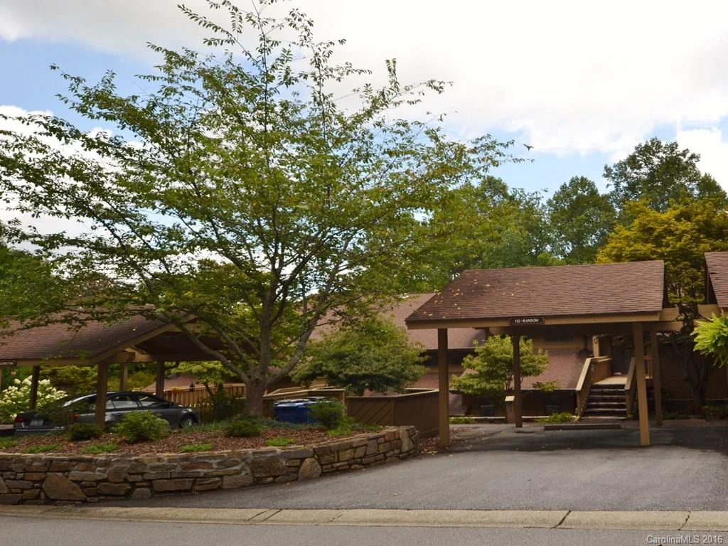 112 Live Oak Lane #112