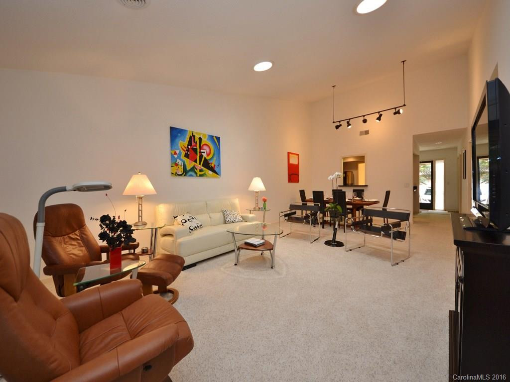 112 Live Oak Lane #112 - Photo 4