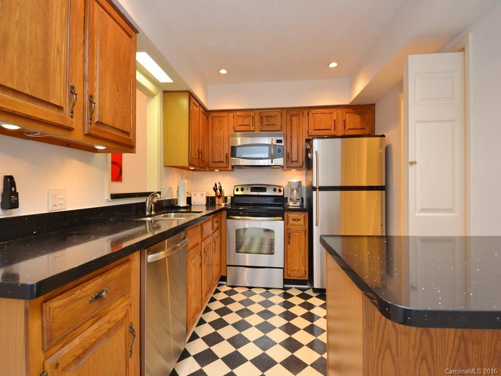 112 Live Oak Lane #112 - Photo 5