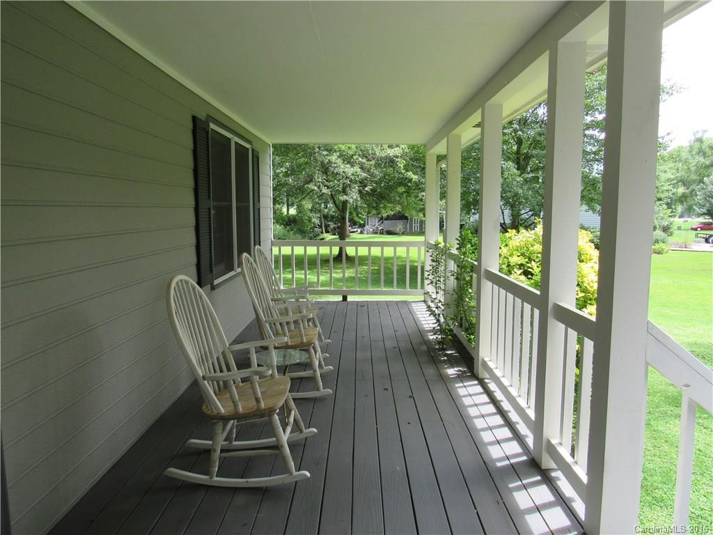 182 Driftwood Lane - Photo 2