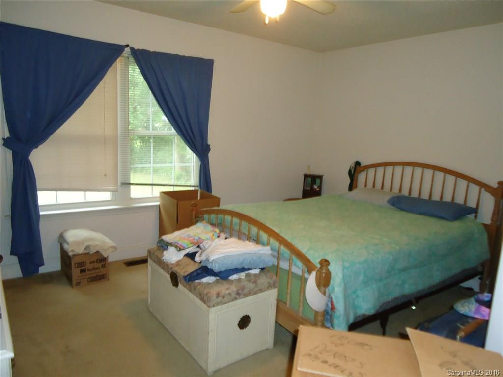 825 9th Avenue - Photo 14