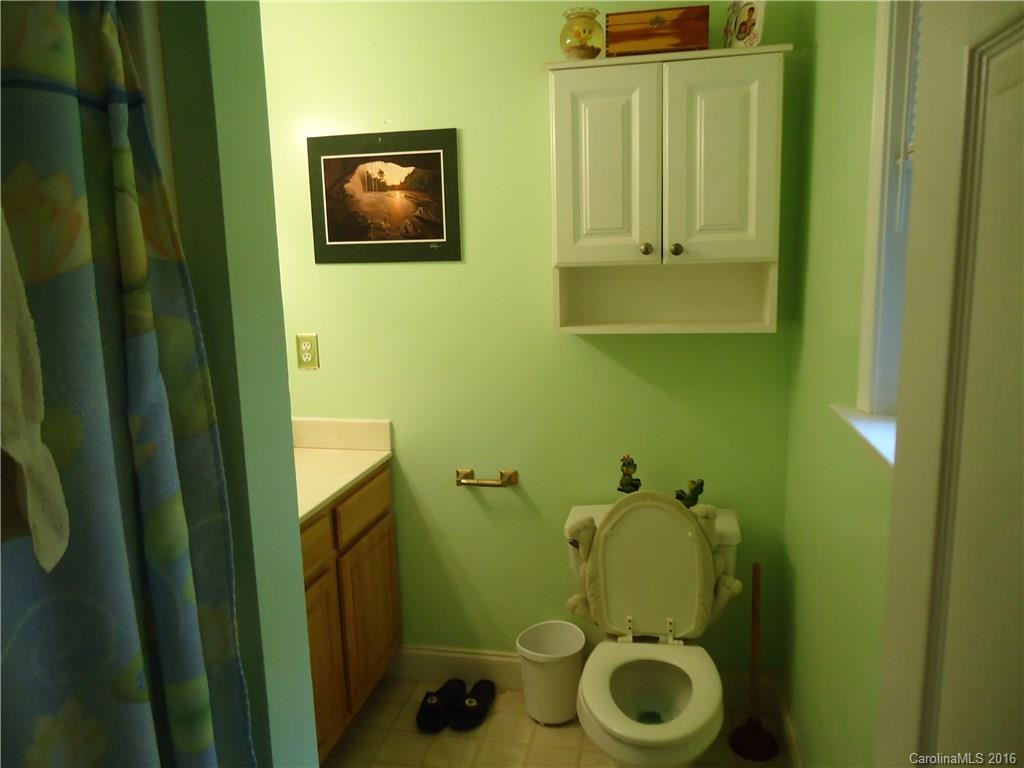 825 9th Avenue - Photo 15