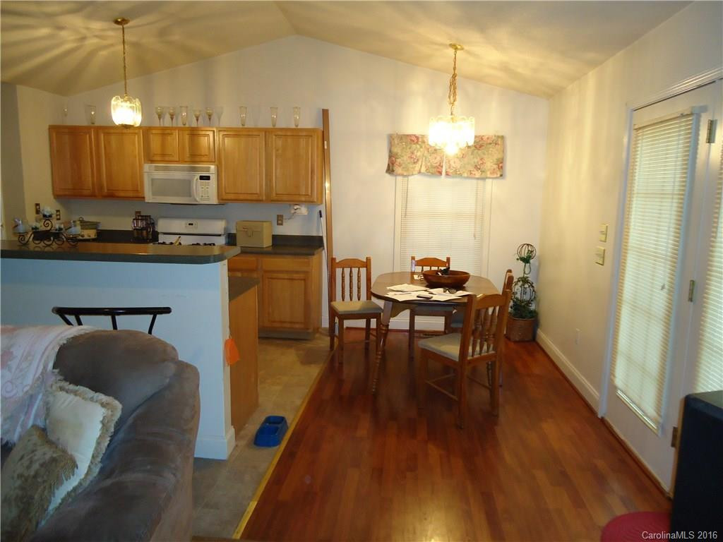 825 9th Avenue - Photo 9