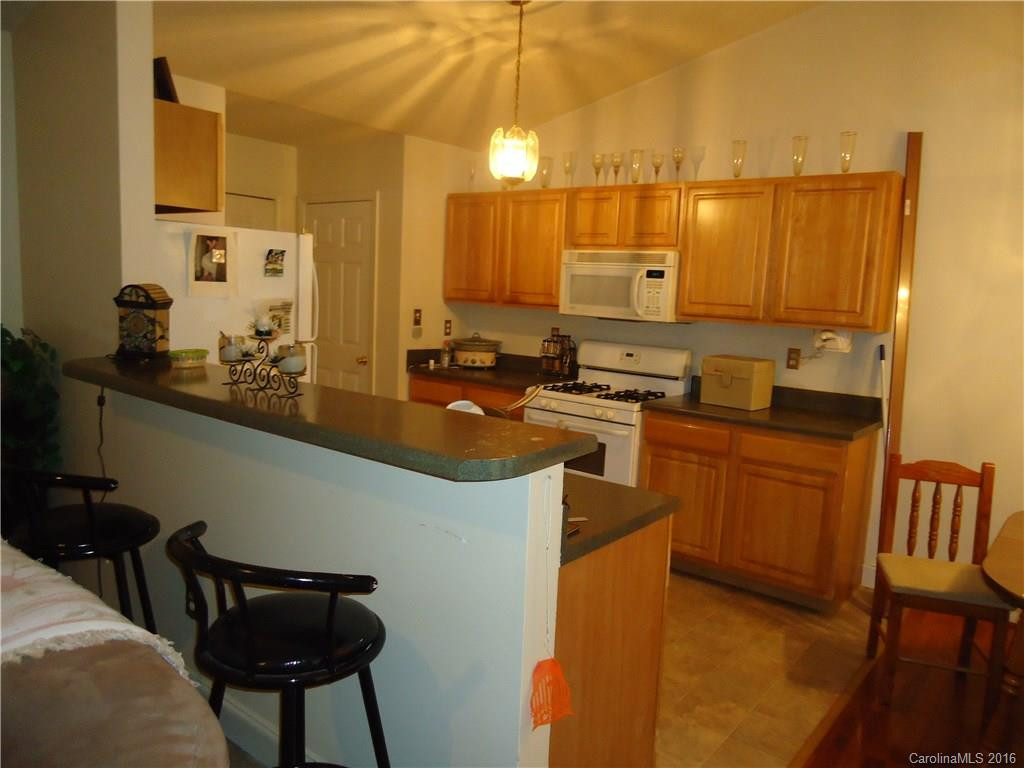 825 9th Avenue - Photo 10