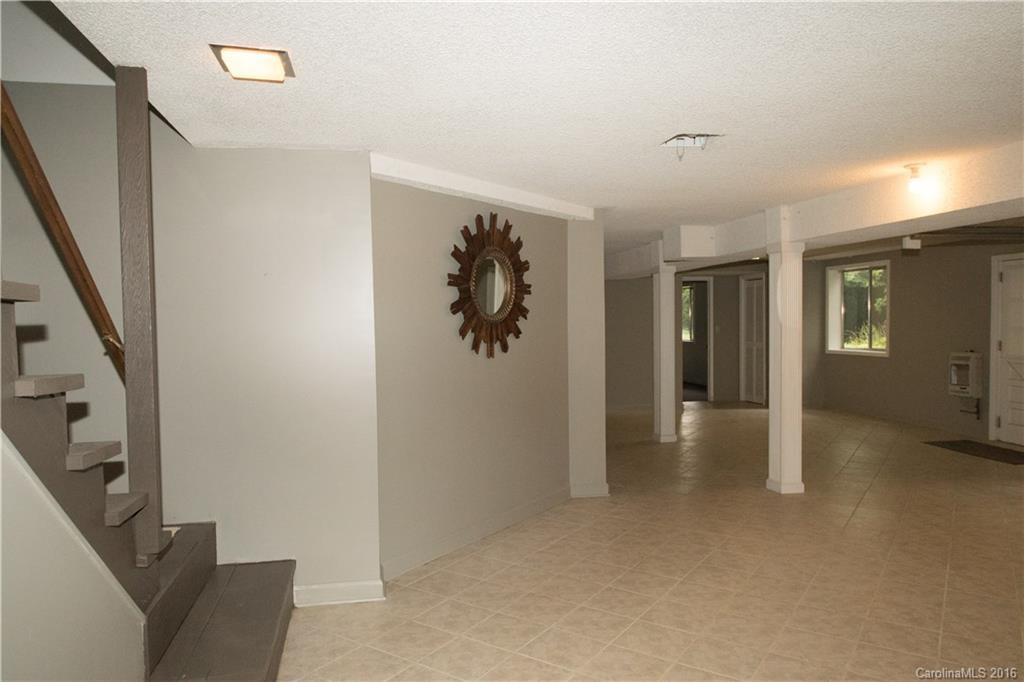 1621 Greenville Highway - Photo 22