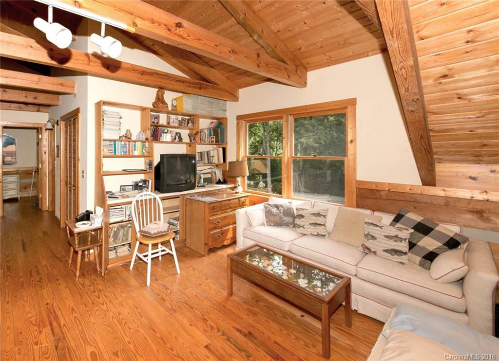 1200 Bearwallow Road - Photo 13