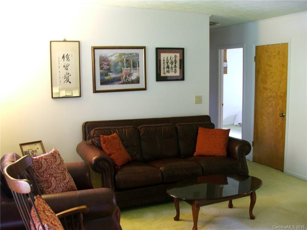 103 Oakwood Place #3 - Photo 3