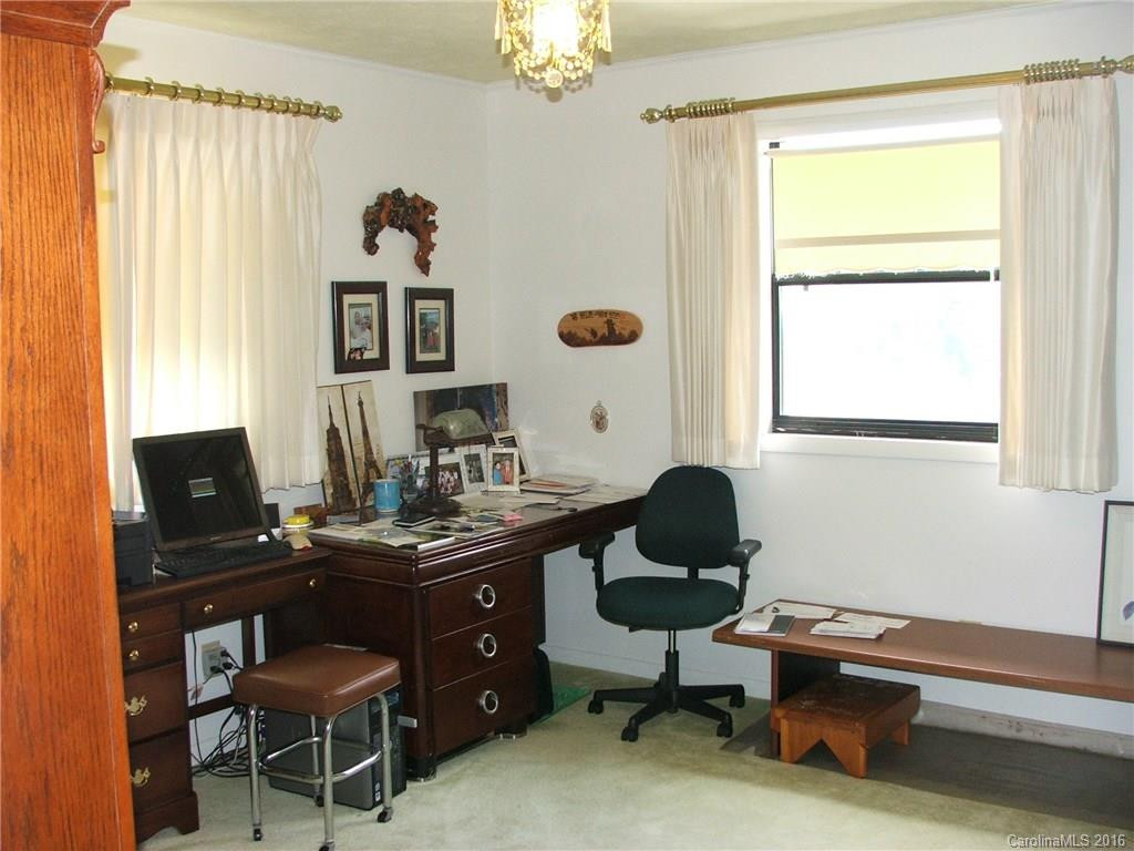 103 Oakwood Place #3 - Photo 4