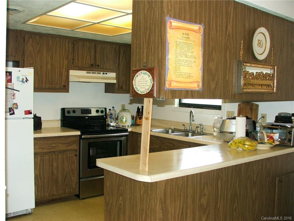 103 Oakwood Place #3 - Photo 7