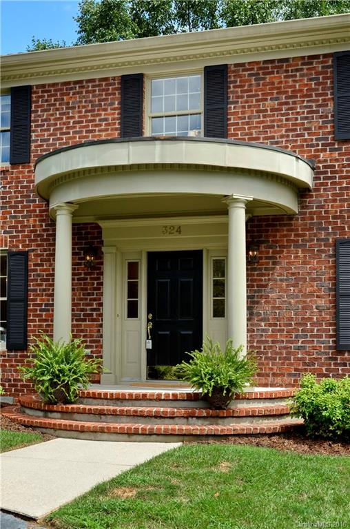 324 Stratford Road - Photo 2