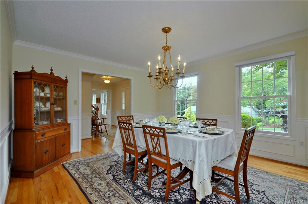 324 Stratford Road - Photo 11