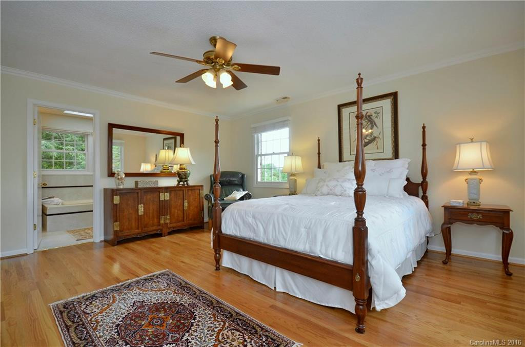 324 Stratford Road - Photo 12