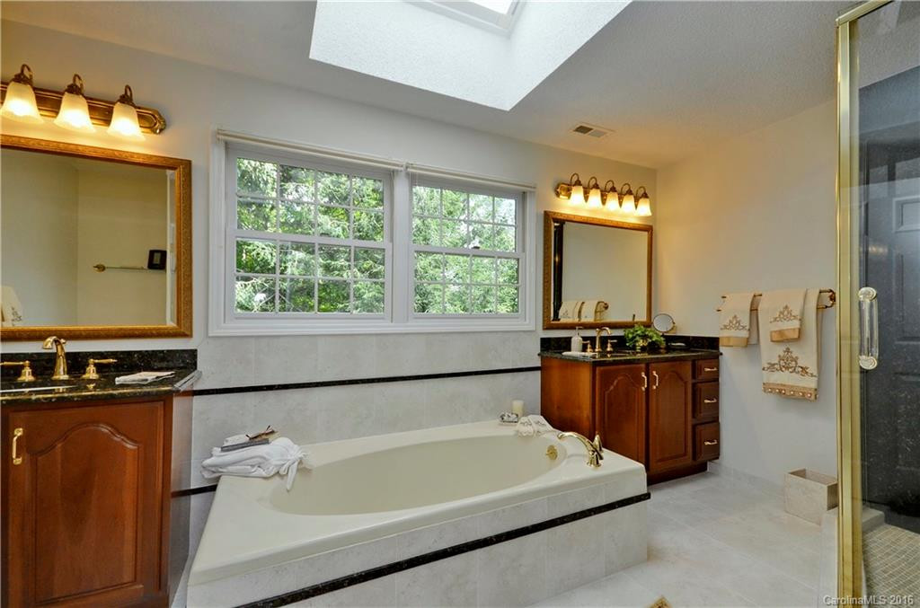 324 Stratford Road - Photo 13