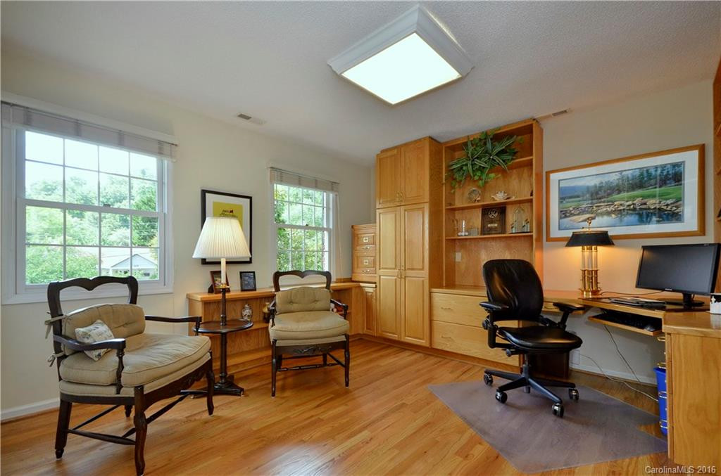 324 Stratford Road - Photo 15