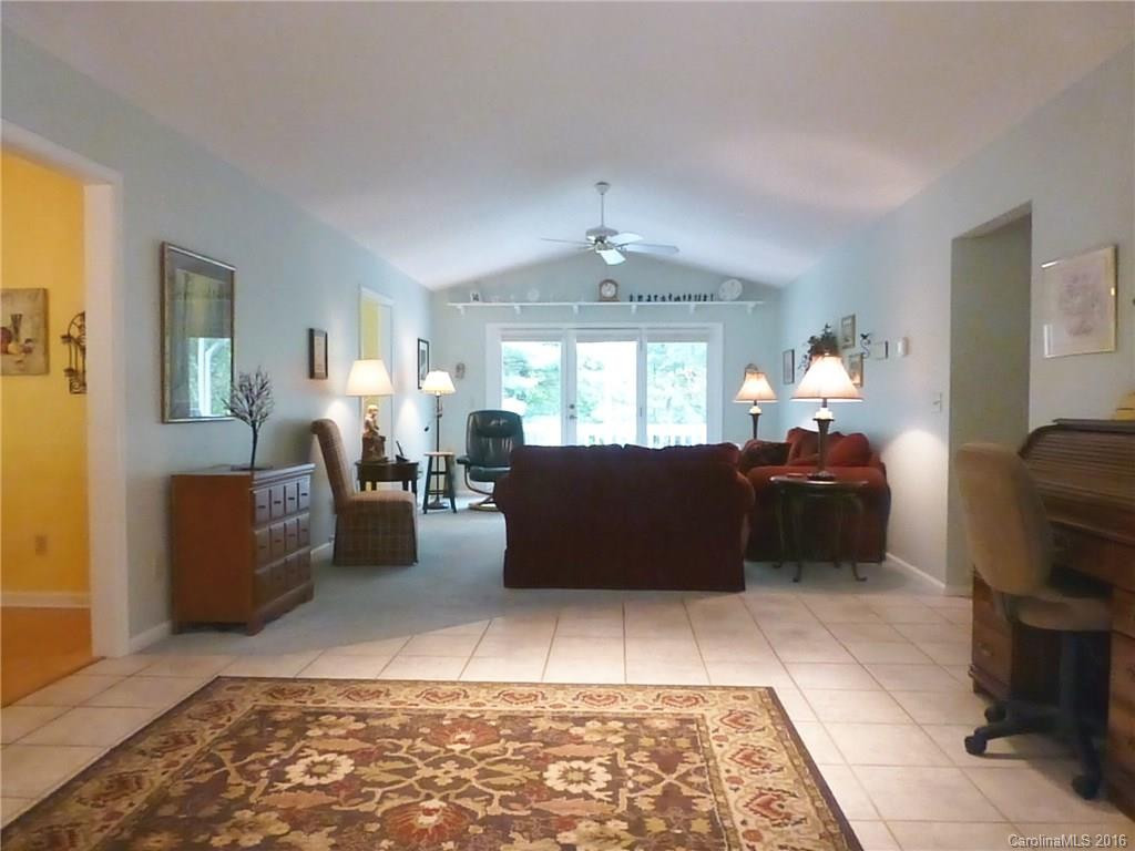 2665 Middleton Circle - Photo 2