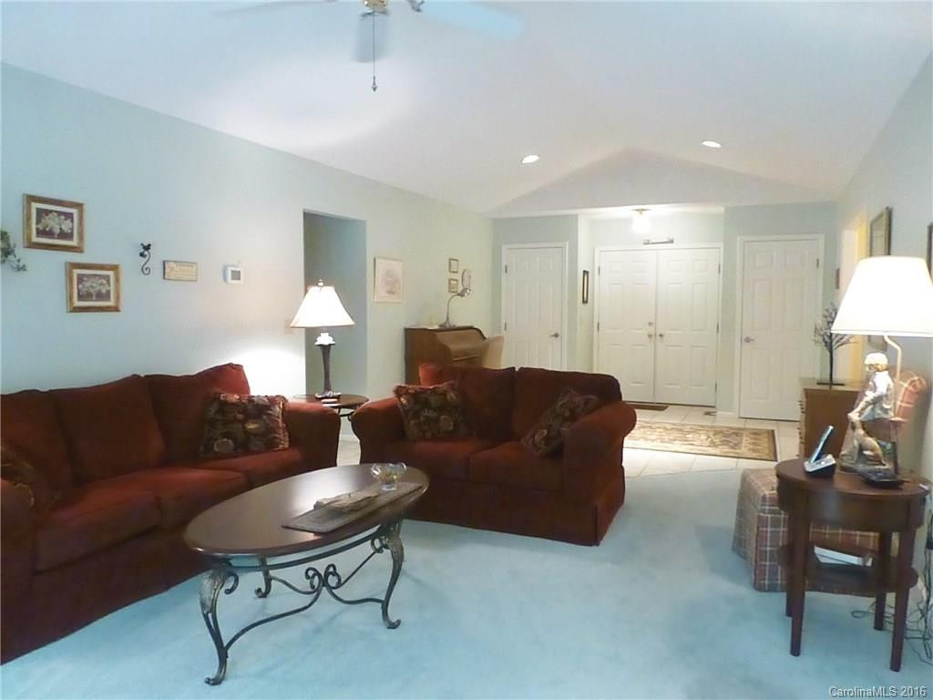 2665 Middleton Circle - Photo 3