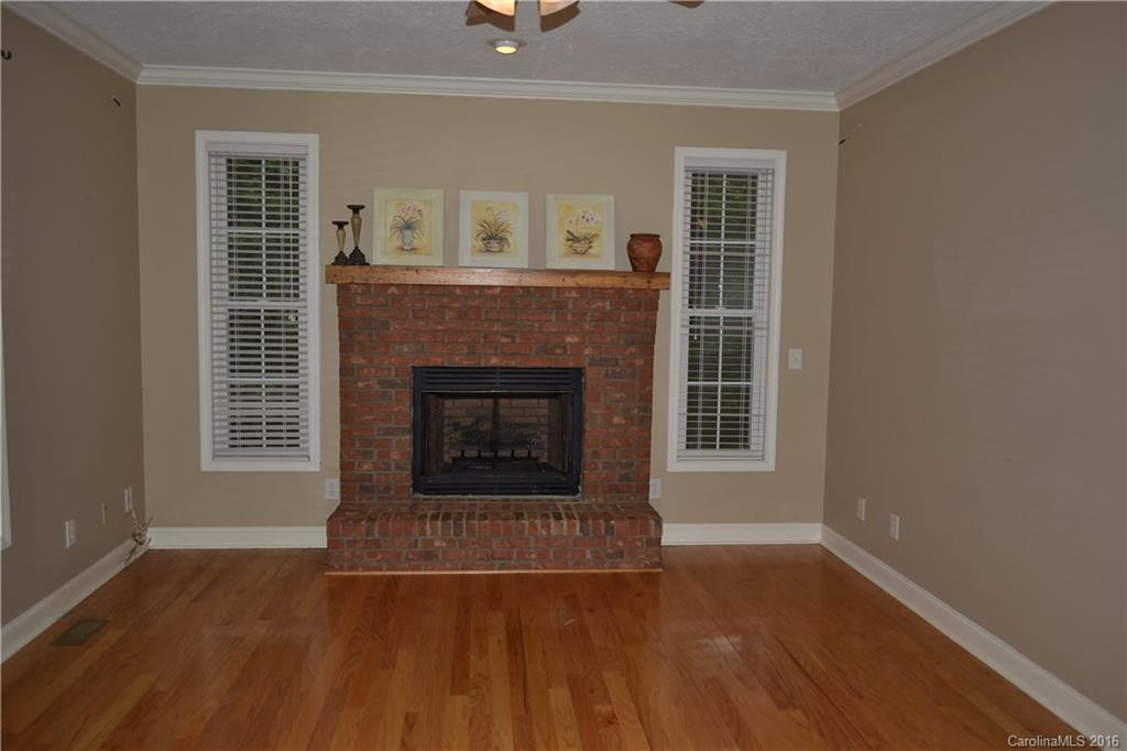 71 Beechwood Drive #17 - Photo 3