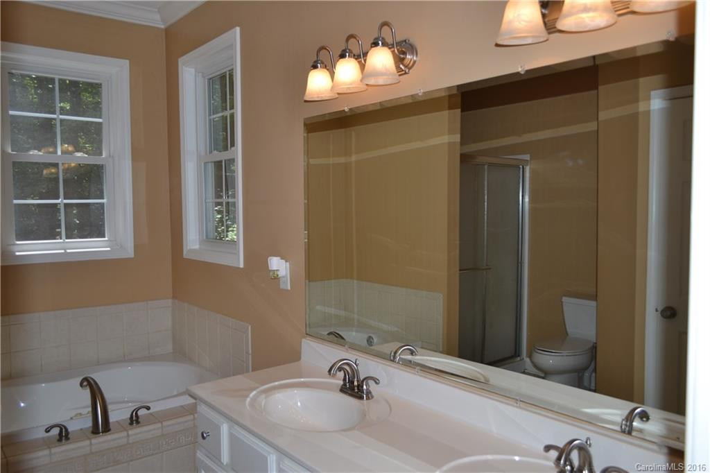 71 Beechwood Drive #17 - Photo 10