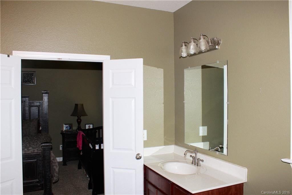 182 Hutchins Drive - Photo 17