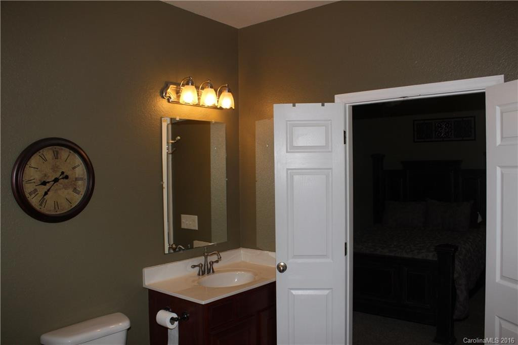 182 Hutchins Drive - Photo 18