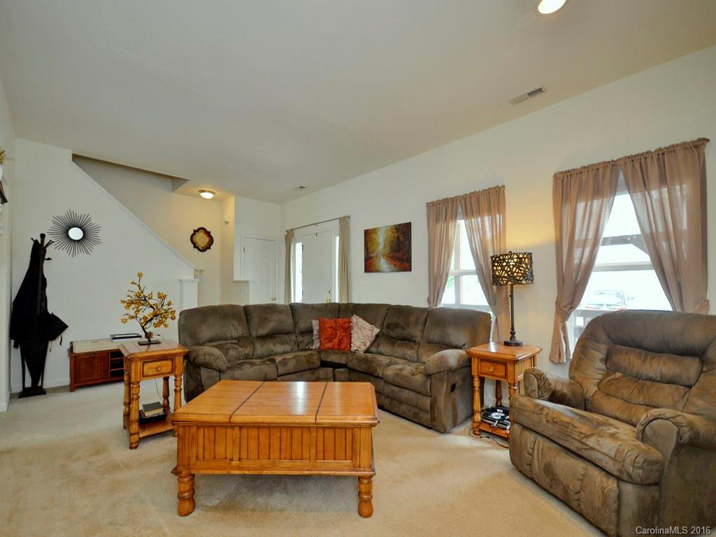 122 Fallen Spruce Drive - Photo 3
