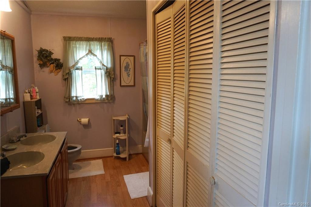 831 Dale Road - Photo 13