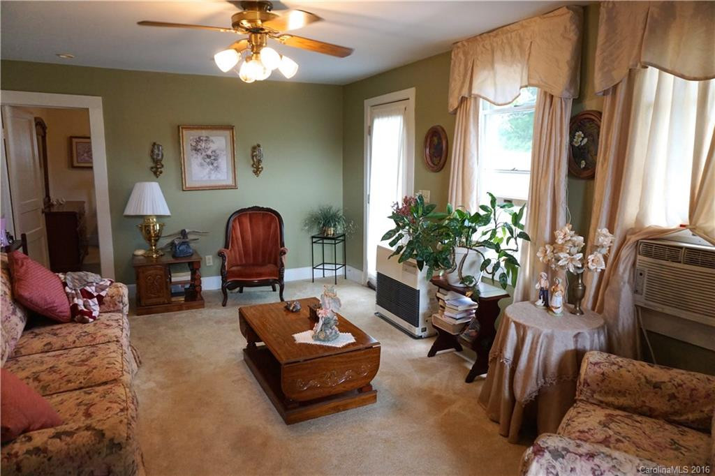 831 Dale Road - Photo 9