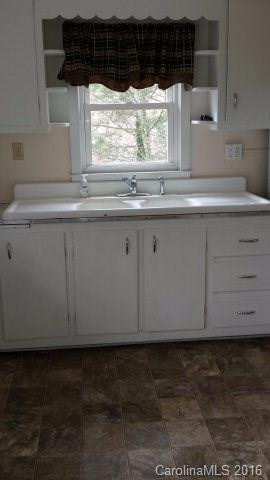 28 Summit Street - Photo 9