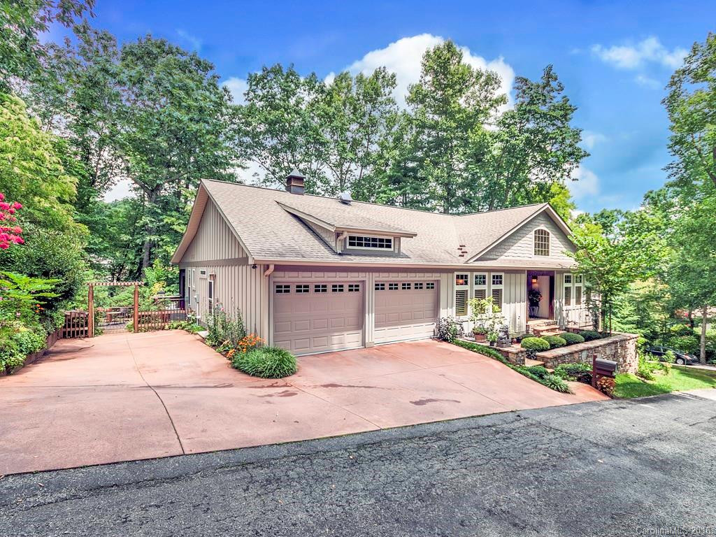 2772 Leucothae Way - Photo 2