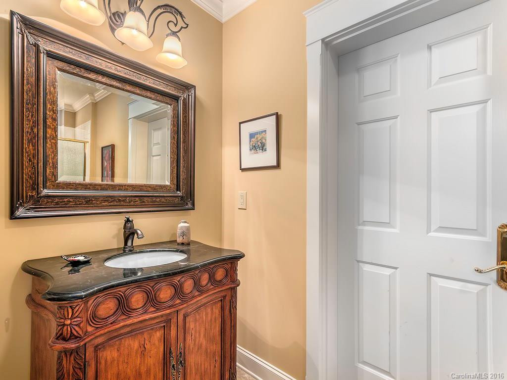 2772 Leucothae Way - Photo 16