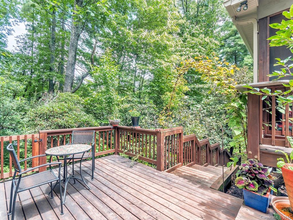 2772 Leucothae Way - Photo 22